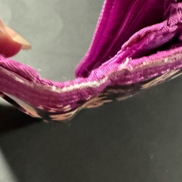 VERA BRADLEY Front Row Wallet in Frill Plum Petals Retired Fall 2011 - Picture 7 of 9